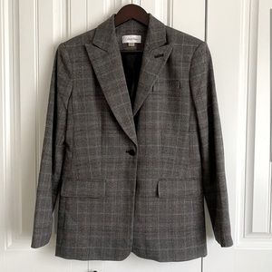 NWOT Calvin Klein Blazer. Size 6.